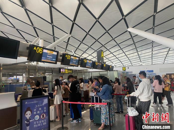 中国游客青睐东南亚 追求“品质游”趋势明显